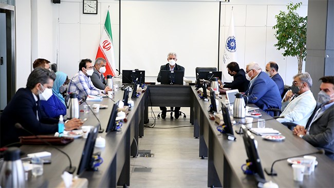 محمدرضا کرباسی با اشاره به تجارت 146 میلیون دلاری ایران و ازبکستان در پنج ماهه 2021 می‌گوید: با توجه به ظرفیت‌های موجود، بخش خصوصی دو کشور اصلا از این حجم تجارت راضی نیست.