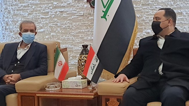 رئیس اتاق ایران از وزیر تجارت عراق که ریاست کمیسیون مشترک اقتصادی دو کشور را بر عهده دارد، خواست تا با یاری بخش خصوصی، برای رفع موانع توسعه همکاری‌های دوجانبه تلاش کند.