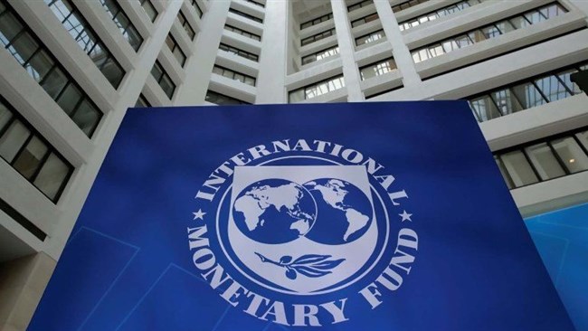 صندوق بین‌المللی پول در تازه‌ترین گزارش خود ذخایر ارزی در دسترس ایران را در سال جاری میلادی با 13 میلیارد دلار افزایش نسبت به سال قبل، 30.8 میلیارد دلار برآورد کرده است.