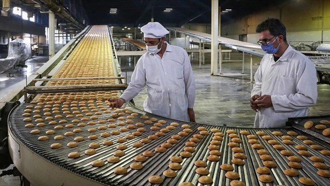شهریار دبیریان، رئیس کارگروه غذایی انجمن مدیریت کیفیت ایران معتقد است: در بازتعریف کیفیت، تولیدکنندگان باید محصولی را تولید کنند که دارای کیفیت خوبی باشد، مشتری‌پسند باشد و در بازار قادر به رقابت باشد.