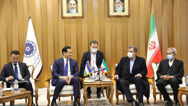 معاون نخست‌وزیر ازبکستان در دیدار با محسن رضایی در اتاق ایران، گفت: باید در نهایی کردن پیش‌نویس موافقت‌نامه تجارت ترجیحی ایران و ازبکستان تعجیل کنیم و سطح مناسبات را تا دو سال آینده به یک میلیارد دلار در سال برسانیم.