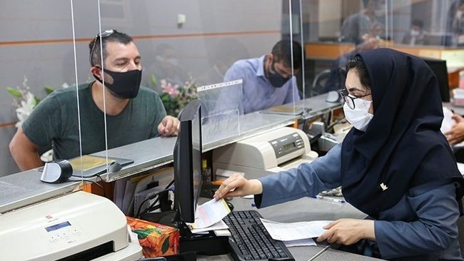 عباس آرگون، عضو هیات نمایندگان اتاق تهران می‌گوید: افزایش قابل‌توجه هزینه و تسهیلات تکلیفی بانک‌ها در حوزه‌های مختلف باعث شده که پولی برای ارائه تسهیلات به تولید باقی نماند.
