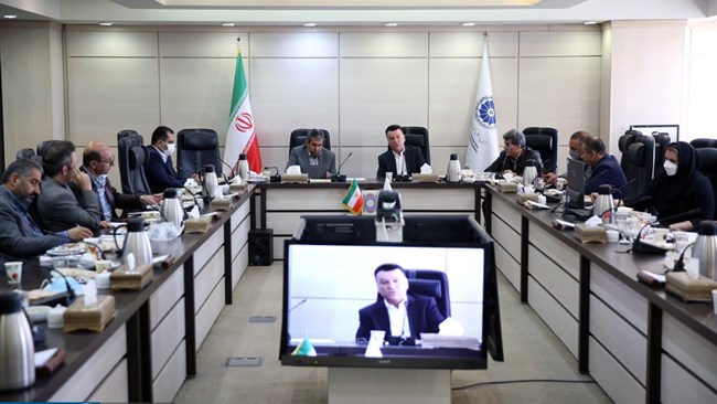 در نشست کمیسیون صادرات اتاق ایران مقرر شد نظرات اصلاحی اعضا درباره ارز، مالیات، لجستیک و خدمات بازرگانی تهیه و در اختیار کمیسیون اقتصادی مجلس قرار گیرد.