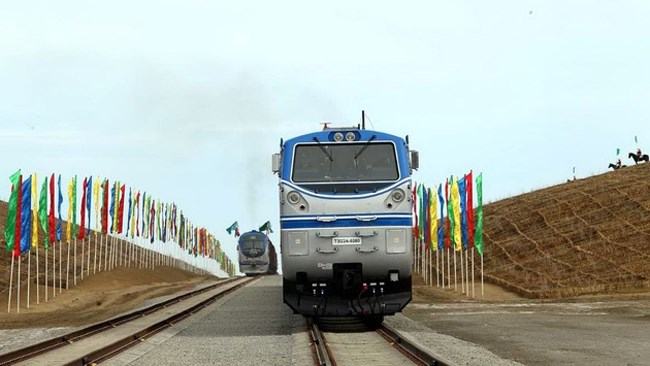 10 روز دیگر کریدور بین‌المللی ایران-اوراسیا با حرکت اولین قطار در این کریدور راه‌اندازی خواهد شد.