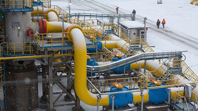 تهدید قطع عرضه گاز روسیه در صورت عدم پرداخت به روبل قربانی دیگری گرفت و گازپروم اعلام کرد فروش گاز به هلند را روز چهارشنبه متوقف خواهد کرد.