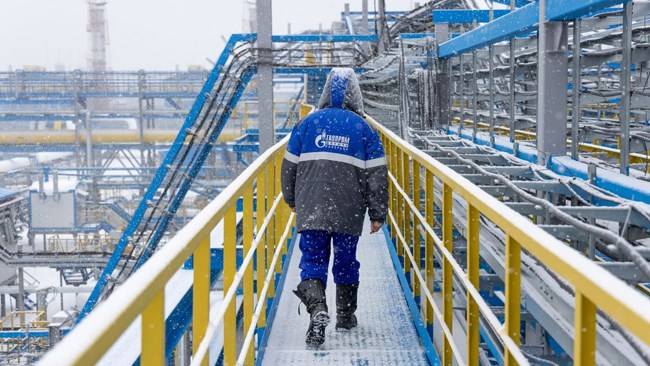 صادرات گاز روزانه روسیه به مشتریان خارجی بزرگ، با تصمیم گازپروم برای توقف عرضه به خریداران متعدد، از ابتدای ژوئن تاکنون به پایینترین میزان از سال ۲۰۱۴ رسیده است.