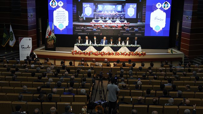چهارمین نشست از دوره دهم هیات نمایندگان اتاق ایران به میزبانی اتاق مشهد برگزار شد.