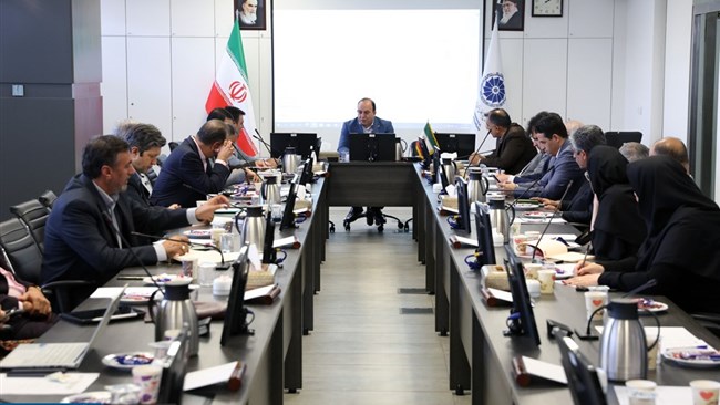 رئیس کمیسیون گردشگری اتاق ایران معتقد است: هدف‌گذاری‌های انجام شده در برنامه هفتم توسعه برای صنعت گردشگری، بدون توسعه زیرساخت‌های گردشگری محقق نخواهد شد.