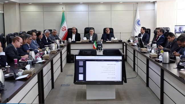 در نشست کمیسیون توسعه صادرات غیرنفتی اتاق ایران، با تاکید بر لزوم تدوین برنامه جامع توسعه صادرات، اعلام شد: ارائه راهکارهای تقویت صادرات غیرنفتی در اولویت این کمیسیون است.