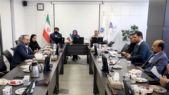 سادینا آبایی رئیس کمیسیون فناوری اطلاعات و ارتباطات اتاق ایران، از تشکیل دبیرخانه مشترک تشکل‌های حوزه فناوری اطلاعات در این کمیسیون خبر داد و هدف آن را ایجاد انسجام بیشتر در پیگیری مشکلات این صنعت عنوان کرد.