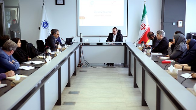 اتاق ایران در راستای تبدیل شدن به اتاق سبز (Green Chamber) و تحقق توسعه پایدار، نشست افتتاحیه آماده‌سازی اجرای سیستم مدیریت سبز در اتاق را برگزار کرد.