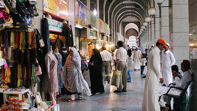 رئیس اداره رایزنان بازرگانی سازمان توسعه‌تجارت با بیان اینکه در حال‌حاضر ۴۶ مرکز تجاری فعال داریم، اعلام کرد که برای تاسیس مرکز تجاری در کشور عربستان مجوز صادر شد که در شهر جده کار خود را آغاز کرد.