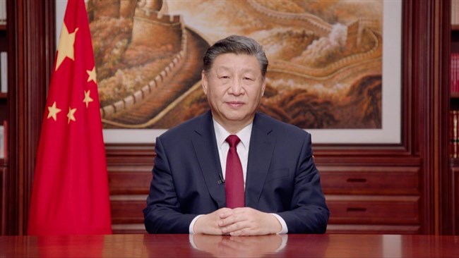 رئیس‌جمهور چین در سخنرانی در شب سال نو میلادی، با اشاره به مشکلات اقتصادی کشورش اذعان کرد که مشاغل چین با مشکل مواجه هستند و جویندگان کار دریافتن کار مشکل‌ دارند.
