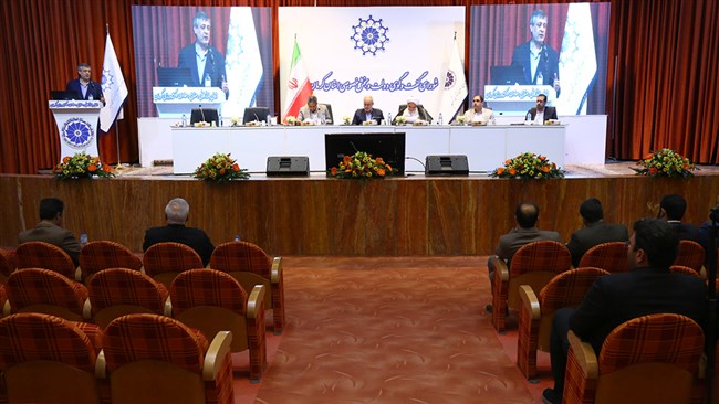 محمدرضا پورابراهیمی، رئیس کمیسیون اقتصادی مجلس، گفت: سیاست‌های مرتبط با صادرات در کشور ازنظر ما سیاست‌های سرکوب صادرات است که نتیجه آن وضعیت تراز تجاری نه‌چندان مناسب فعلی کشور است.