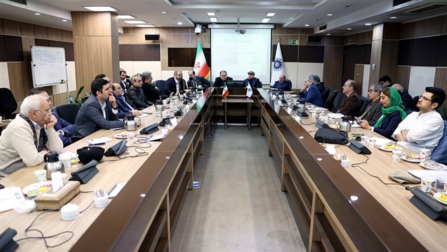 دستاوردهای نشست‌های سازمان ملل متحد برای کنترل تغییرات اقلیمی (کاپ 28) و چگونگی کاهش مصرف کربن موضوعاتی بود که در نشست کمیسیون انرژی اتاق ایران بررسی شد.
