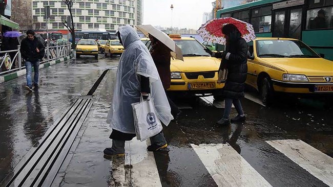 بر اساس داده‌های هواشناسی کشور از ابتدای سال آبی جاری تا ۳۰ آبان‌ماه بارش‌ها در ۲۱ استان منفی بوده و بارندگی در سطح کشور با کاهش 19 درصدی همراه است.