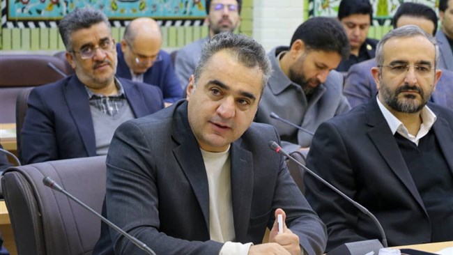 شهرام زارع، رئیس اتاق شهرکرد با بیان اینکه صادرات از چهارمحال و بختیاری در یکسال گذشته با ۲۴۰ درصد افزایش همراه بوده است، افزایش تعداد کارت‌های بازرگانی را از برنامه‌های این اتاق عنوان کرد.