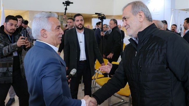 مسعود پزشکیان تاکید کرد: حل چالش‌های ناترازی در کشور به کمک بخش خصوصی محقق خواهد شد و ما برای تمدن، صنعت و آینده  کشور هم که شده باید به فکر حل مشکلات موجود باشیم.