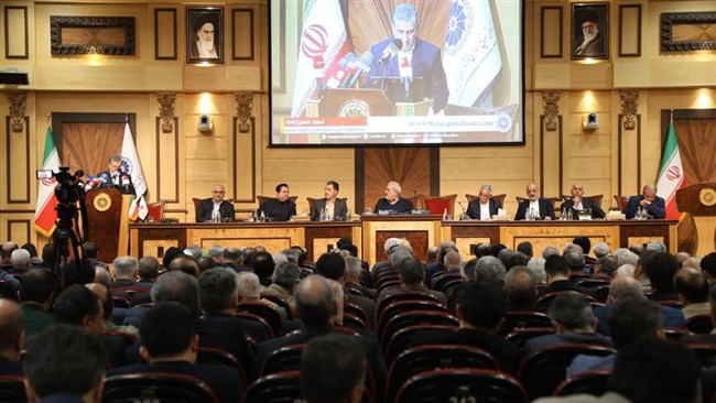 نشست هیات نمایندگان اتاق ایران در دوره دهم با حضور وزیر صنعت، معدن و تجارت برگزار شد.