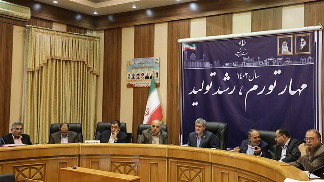 رئیس اتاق شیراز با اشاره به اینکه در حال حاضر همه فعالیت‌های مربوط به ثبت آثار تاریخی در تهران متمرکز شده است، گفت: مطالبه فعالان این بخش، بازگرداندن روال قبلی و احیای شوراهای استانی است.