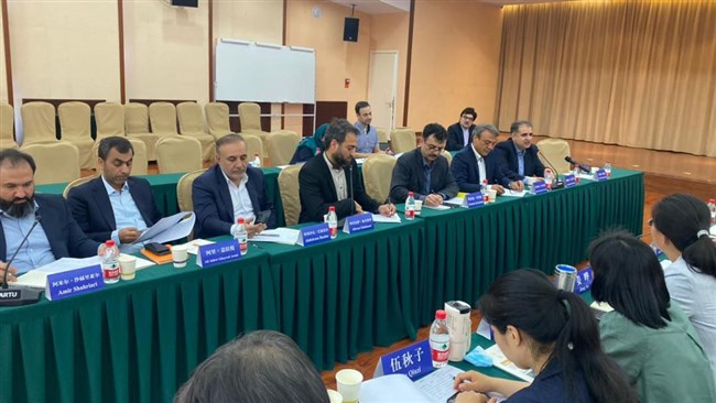 در دیدار محمدعلی رضایی، رئیس کمیسیون کشاورزی اتاق ایران با مسئولان مرکز استاندارد طبیعی چین، بر وجود فرصت‌های همکاری و مشارکت ایران و چین در حوزه کشاورزی تأکید شد.