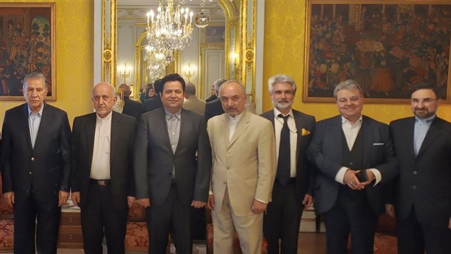 در دیدار رئیس و نایب‌رئیس اتاق ایران با روسای اتاق‌های شرق فرانسه بر تقویت روابط و سطح تجارت بین دو کشور تأکید شد.