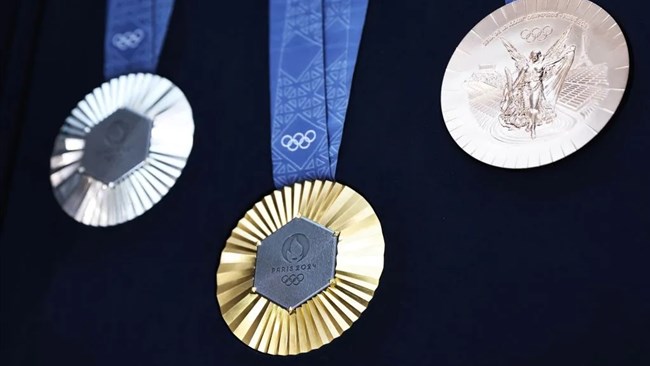 المپیک پاریس در حالی از جمعه آغاز می‌شود که ارزش مالی مدال‌ طلا، نقره و برنز المپیک، به ترتیب 850، 450 و 5 دلار برآورد شده است.