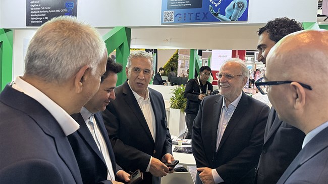 صمد حسن‌زاده رییس اتاق ایران، حسین پیرموذن نایب رئیس و کیوان کاشفی عضو هیئت رئیسه اتاق بازرگانی، صنایع، معادن و کشاورزی ایران از نمایشگاه جیتکس ۲۰۲۵ در دبی بازدید کردند.