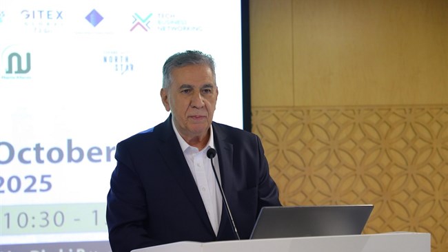 رییس اتاق ایران همزمان با جیتکس ۲۰۲۵ اعلام کرد: اتاق بازرگانی، صنایع، معادن و کشاورزی ایران در حال طراحی نقشه راه صادرات دیجیتال ایران است تا مسیر حضور شرکت‌های فناور در بازارهای بین‌المللی تسهیل شود.