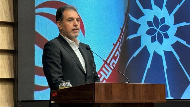 پیام باقری نایب‌رئیس اتاق ایران ضمن تاکید بر جایگاه صادرات میزان و روش صادرات خرما ایران را نسبت به ظرفیت‌ها، نامناسب خواند و گفت: با تقویت SME‌ها، صادرات را به انتهای زنجیره با ارزش‌افزوده بالا منتقل کنیم.
