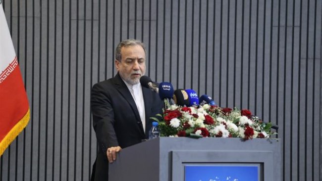 در آیین اختتامیه دومین نشست منطقه‌ای دیپلماسی استان‌های حوزه شمال‌شرق کشور که با حضور  جمعی از مقامات ارشد دولتی و حاکمیتی و فعالان اقتصادی در مشهد برگزار شد،  و راهکارهای پیشرفت روابط تجاری و توسعه زیرساخت‌ها برسی شد.