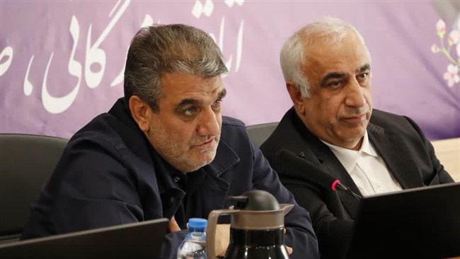 با حضور فعالان اقتصادی و مسئولان دولتی در شورای گفت و گوی استان سمنان، ضمن بررسی آخرین تحولات اقتصادی کشور و استان، دو محور اصلی دستور جلسه شامل دیپلماسی اقتصادی و رفع موانع صادراتی مورد بحث و تبادل نظر قرار گرفت.