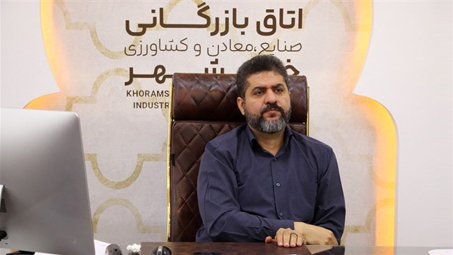 رئیس اتاق خرمشهر با اشاره به گذشته پررونق بندر خرمشهر، می‌گوید: در سال های اخیر به دلیل لایروبی نشدن این آبراه و کاهش عمق آب، تردد شناورهای بزرگ متوقف و بندر از چرخه تجارت فعال حذف شده است.