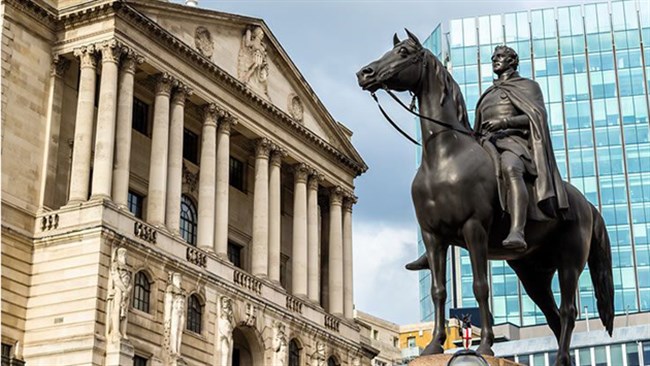 صندوق بین‌المللی پول رشد اقتصادی انگلستان در سال ۲۰۲۵ را نزدیک به صفر درصد برآورد کرده و انتظار دارد اقتصاد این کشور در کوتاه‌مدت فرصت رشد قابل‌توجهی نداشته باشد.