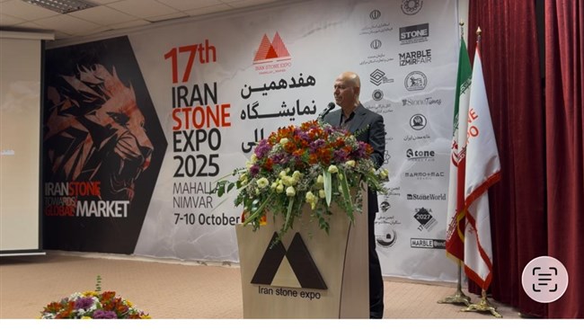 بهرام شکوری رئیس کمیسیون معدن اتاق ایران معتقد است حوزه سنگ می‌تواند برابر با ۵ میلیارد دلار ارزآوری داشته باشد، بنابراین دولت باید روی تسهیل و تسریع صادرات متمرکز شود.