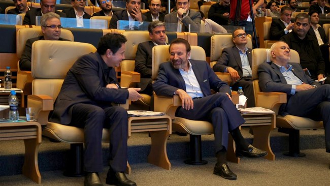 حسین پیرموذن نایب‌رئیس اتاق ایران با نگاهی به رویداد کیش‌اینوکس، گفت: این نمایشگاه تحول در ابزارهای مالی و سرمایه‌گذاری، فناوری‌های جدید، راهکارهای تأمین پایدار انرژی و اثر هم‌افزایی بخش خصوصی و دولتی را به نمایش گذاشت.