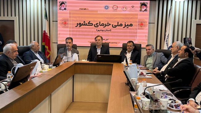 در نشست میز ملی خرما بر تامین منابع برای مقابله با آفت‌های خرما، توقف دریافت عوارض آب‌بر از صادرات خرما و عدم ممنوعیت صادرات خرما در ماه رمضان، تاکید شد.