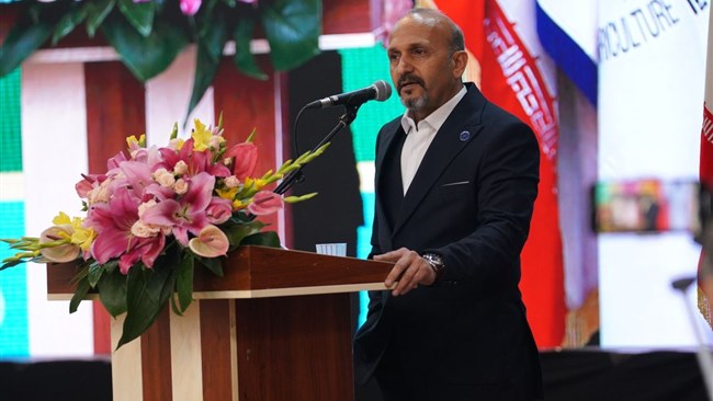 در متن بیانیه پایانی همایش خرما ۱۴۰۴ ضمن پیشنهاد درباره تشکیل ستاد ملی مقاومت خرما در برابر تغییرات اقلیمی، همدلی دولت و بخش خصوصی در اجرای این بیانیه هفت بندی مورد تاکید قرار گرفت.