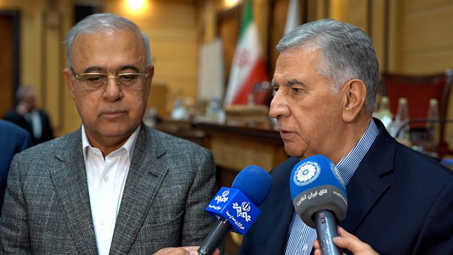 صمد حسن‌زاده، رییس اتاق بازرگانی، صنایع، معادن و کشاورزی ایران از ابلاغ ماموریتی جدید به مرکز پژوهش‌های اتاق ایران برای تدوین طرح جامع محرومیت‌زدایی خبر داد و گفت: این اقدام مهم در گام اول برای خرمشهر انجام می‌شود.