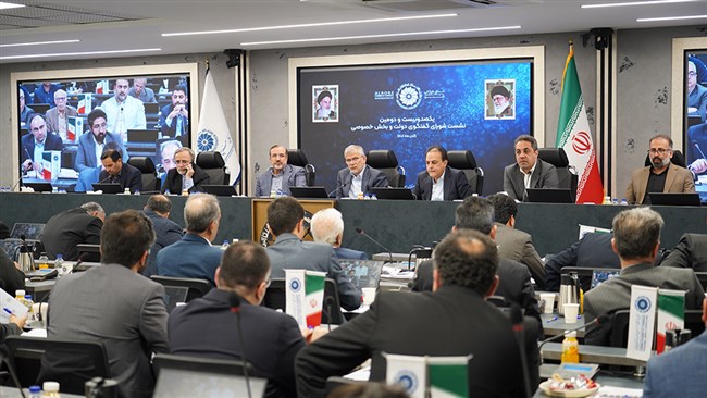 رئیس اتاق کرج با هشدار نسبت به افزایش چالش‌هایی مانند نوسانات ارزی، هزینه‌های سنگین تولید و محدودیت‌های زیرساختی، تأکید کرد: تحقق رشد اقتصادی بدون شنیدن مطالبات بخش خصوصی ممکن نیست.