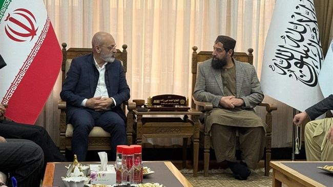 قدیر قیافه نایب‌رئیس اتاق ایران در نشست با رئیس خانه صنعت و معدن افغانستان گفت: توسعه معدنی افغانستان به برنامه نیاز دارد و باید برق آن تامین شود. ایران در تدوین برنامه و تامین برق این کشور آمادگی دارد.