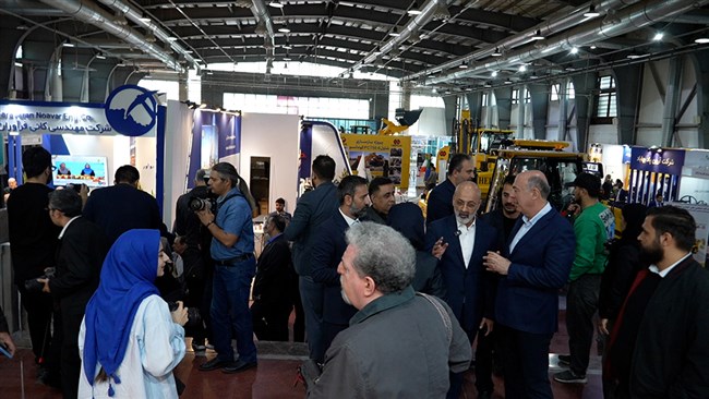 اتاق بیرجند با برپایی پاویونی راهبردی در نوزدهمین نمایشگاه بین‌المللی معدن، صنایع معدنی و ماشین‌آلات (ایران کانماین ۲۰۲۵)، ظرفیت‌های معدنی شرق ایران را به نمایش گذاشته است.