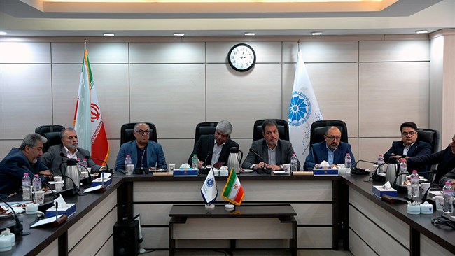 پیام باقری، نایب‌رئیس اتاق ایران، با تاکید بر ضرورت نقش‌آفرینی بیشتر کمیسیون دانش‌بنیان اتاق ایران در تصمیم‌گیری‌ها و سیاست‌گذاری‌های این بخش، گفت: کمیسیون‌ها یکی از رگولاتورهای اتاق ایران بین حاکمیت و بخش خصوصی هستند.