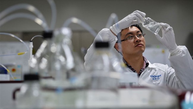 در بخشی از گزارش پایش تحولات جهانی آمده است: غرب، فعالانه در تلاش است تا مسیرهای وابسته به روسیه را تضعیف کند و این امر بر اهمیت مسیرهای جایگزین—از جمله مسیرهای عبوری از ایران—افزوده است.