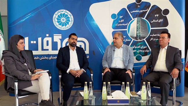 میزگرد خبری اتاق ایران آنلاین، با موضوع تجارت مرزی و دیپلماسی اقتصادی برگزار شد. شرکت‌کنندگان در این نشست بر تلاش برای اصلاح فرآیندهای داخلی تجارت و همچنین نقش‌آفرینی اتاق‌های مشترک در دیپلماسی اقتصادی تأکید کردند.