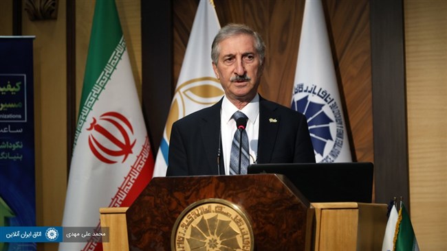 رئیس انجمن مدیریت کیفیت ایران با اشاره به شعار «کیفیت 4.0 مسیر تاب‌آوری و رقابت‌پذیری»، گفت: هدف از تاب‌آوری در انقلاب صنعتی چهارم و کیفیت 4.0 هوشمندی بیشتر و پیش‌بینی و به‌روز بودن درک زندگی دیجیتال است.