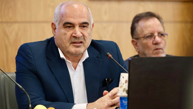 عبدالله مهاجر دارابی عضو هیات رئیسه اتاق ایران معتقد است چنانچه به صورت دوره‌ای عملکرد مالی اتاق‌های سراسر کشور به صورت دقیق ارزیابی شود، ساختار خزانه‌داری این بخش ارتقا می‌یابد.