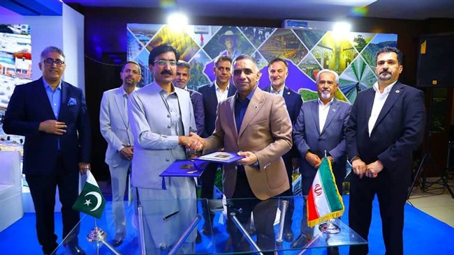 تفاهم‌نامه همکاری جامع میان اتاق بازرگانی، صنایع، معادن و کشاورزی قزوین با صنایع کوچک و همچنین اتاق بازرگانی کویته پاکستان به امضا رسید.