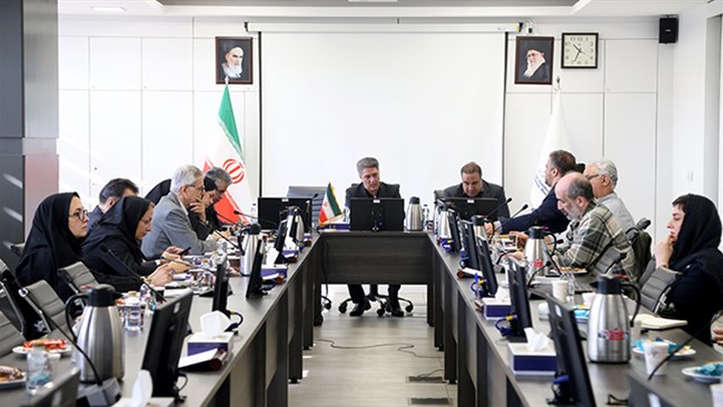 در کارگروه تخصصی شورای گفت‌وگو، مقرر شد دبیرخانه این شورا به دلیل ترک فعل دستگاه‌های مرتبط درباره تعیین به موقع الگوی برآورد میزان مصرف فراورده‌های نفتی در معادن، با رئیس‌جمهور و وزارت صمت مکاتبه کند.