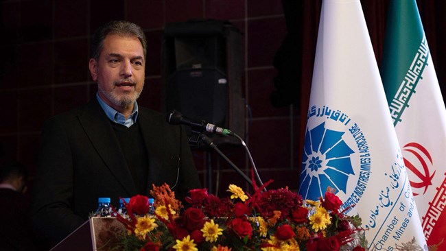 نایب‌رئیس اتاق ایران در آیین نود و پنجمین سالگرد تأسیس اتاق یزد، ضمن تشریح جایگاه ممتاز یزد در اقتصاد ملی، ریشه اصلی چالش‌های اقتصادی کشور را نه در کمبود منابع، بلکه در ناترازی کیفیت تصمیمات و مداخله‌گری دولت دانست.